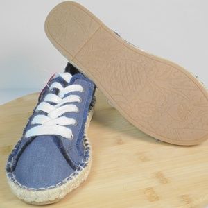 JellyPops Women's  Canvas Lace up Size 8 M